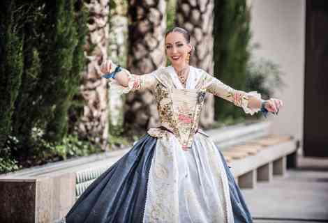 Los trajes de Raquel Alario: el traje de la Dansà