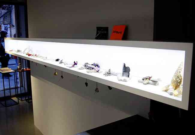 Inaguraci  n Peris Roca  8 