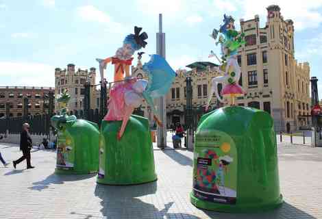Ecovidrio invita a los valencianos a reciclar con espíritu fallero