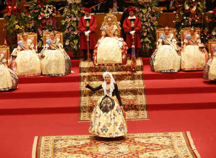 b7ce8e53 5553 4fcf 934b e20e25459717