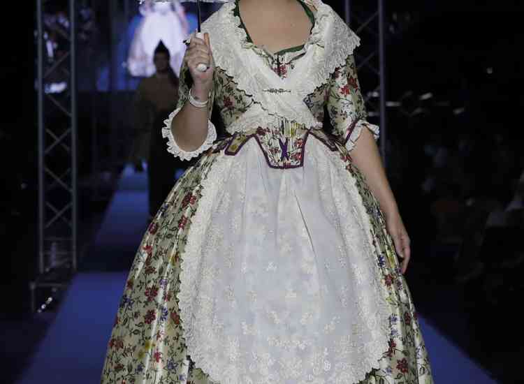 E Puertes Tradicions  4 