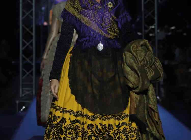 E Puertes Tradicions  8 