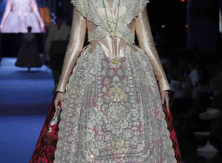 E Puertes Tradicions  9 