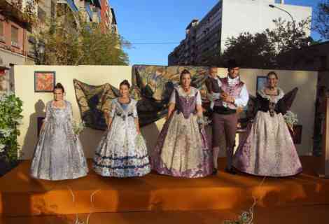 Desfile de indumentaria en San Vicente-Amparo Iturbi