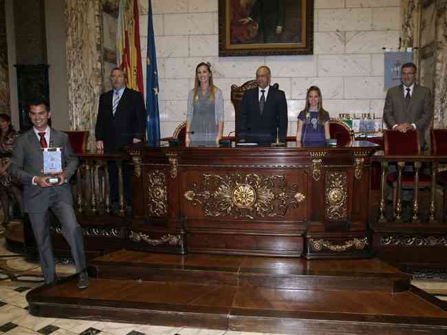 GalaArtistas2012  39 