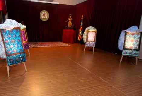 Vives y Marí presentan las telas de la Corte de Honor Infantil 2013