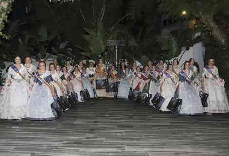 Alan - Entrega manteletas