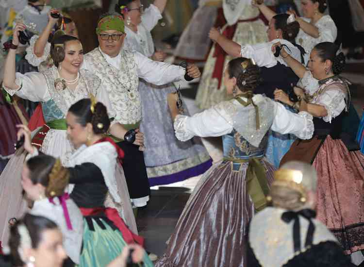 dansa fallas  