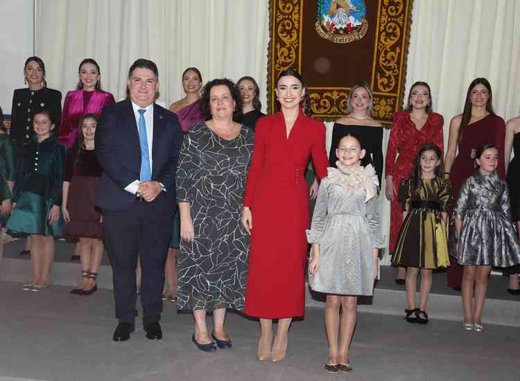 gala indumentaria 26  