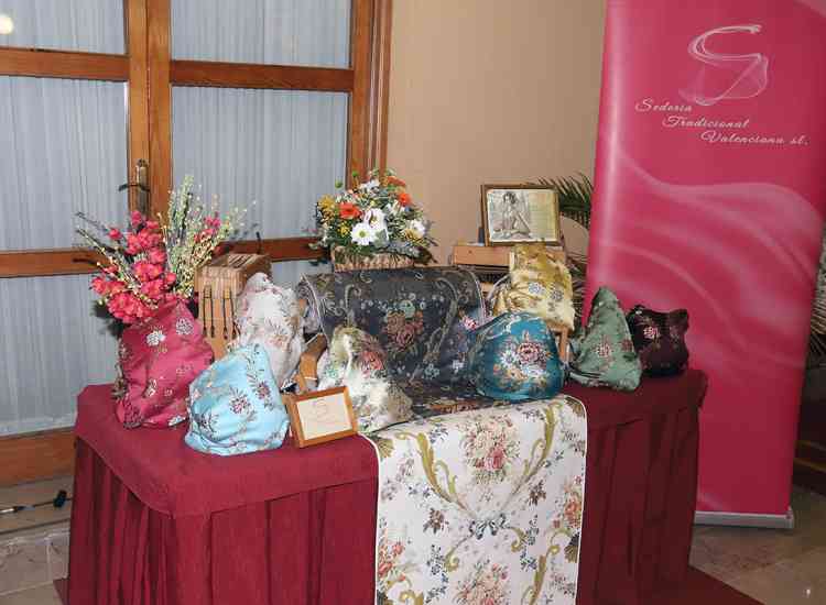 gala indumentaria 26  