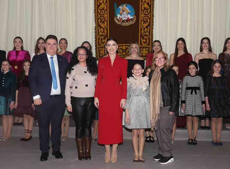 gala indumentaria 26  