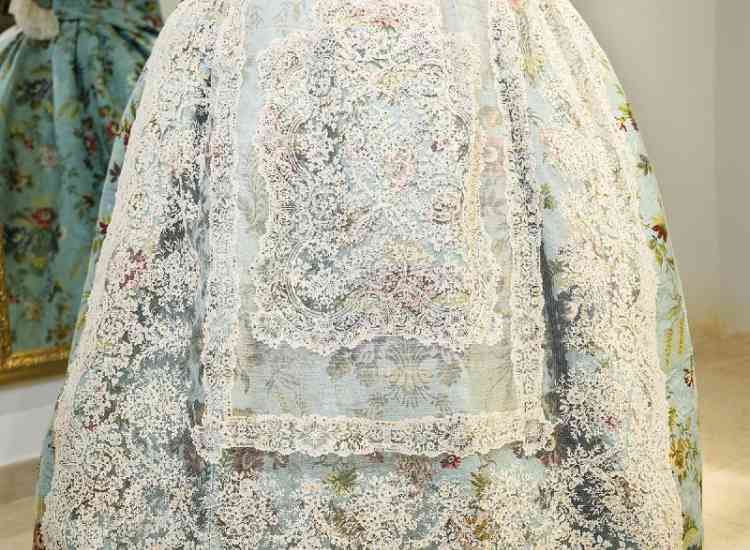 manteleta segundo berta