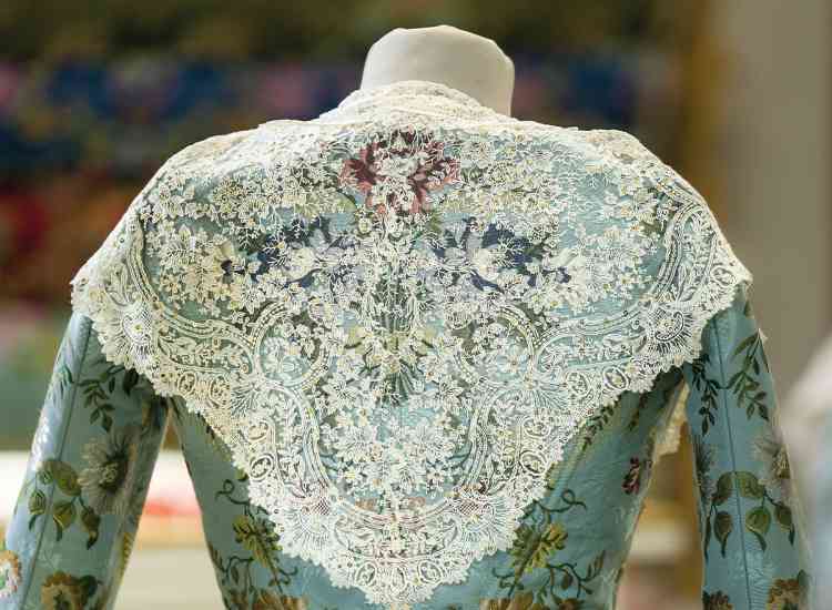 manteleta segundo berta