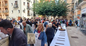 La falla Plaza del Pilar celebró su Mig Any
