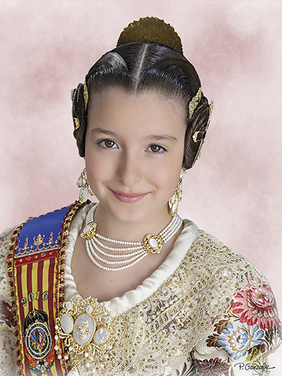 254 ADRIANA CÓCERA CERVERA