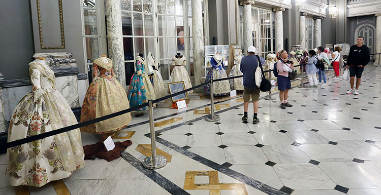 ExpoSastresModistas 01