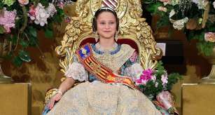 Exaltación de Marta Mercader como Fallera Mayor Infantil de Valencia 2026